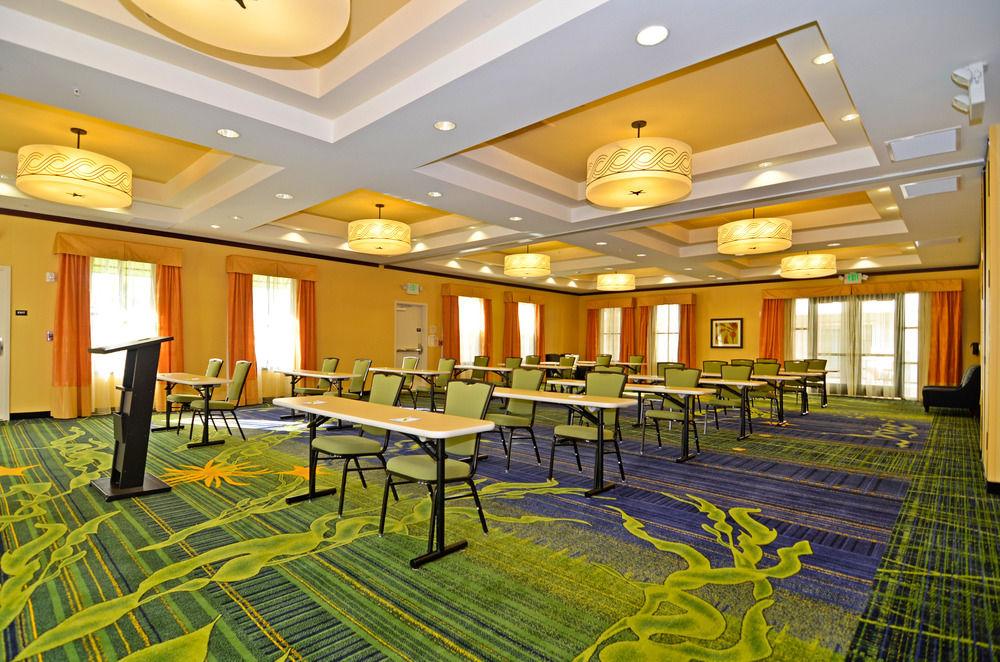 Fairfield Inn & Suites Santa Cruz - קפיטולה מראה חיצוני תמונה