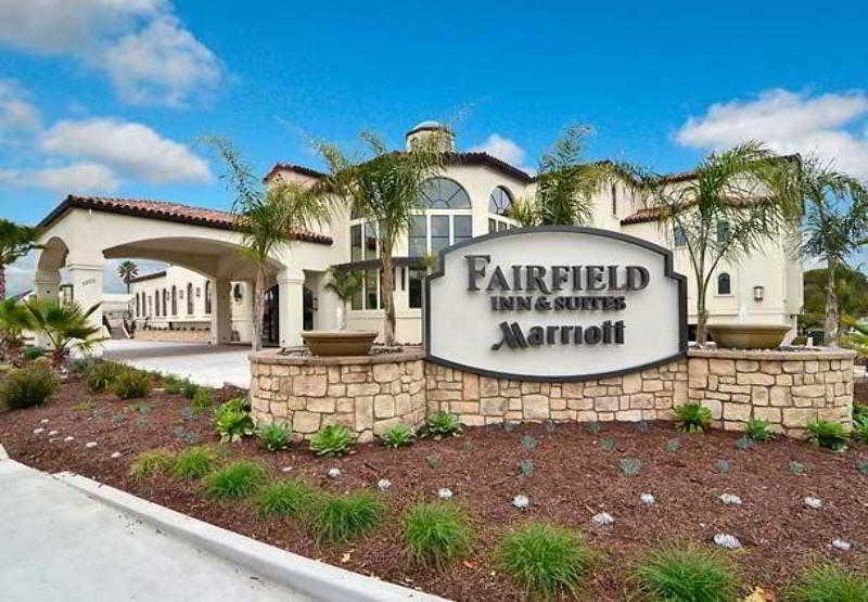 Fairfield Inn & Suites Santa Cruz - קפיטולה מראה חיצוני תמונה
