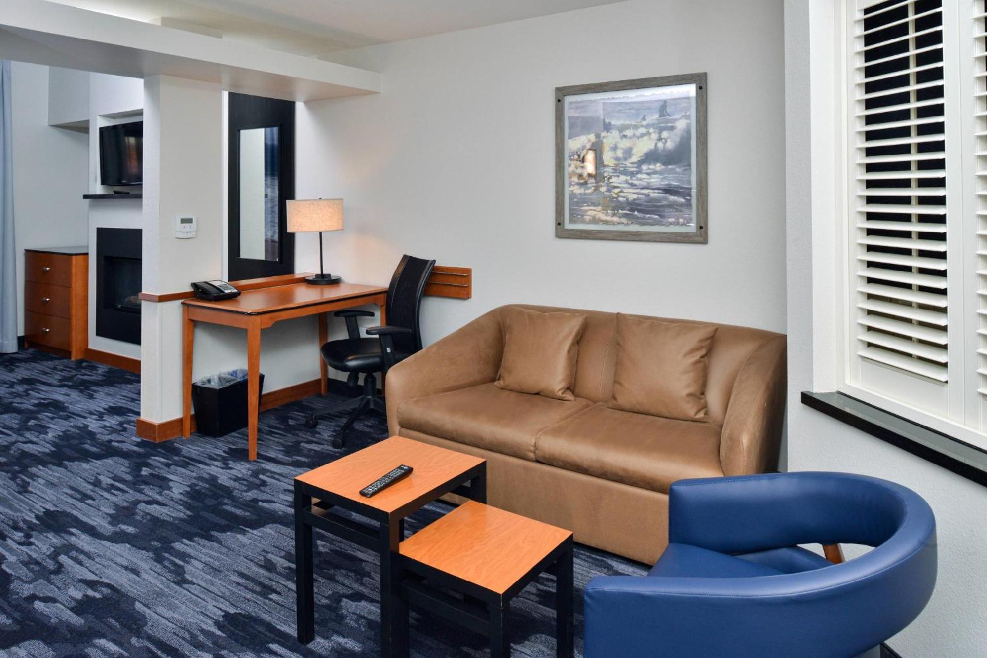 Fairfield Inn & Suites Santa Cruz - קפיטולה מראה חיצוני תמונה