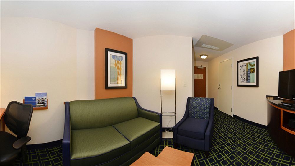 Fairfield Inn & Suites Santa Cruz - קפיטולה מראה חיצוני תמונה